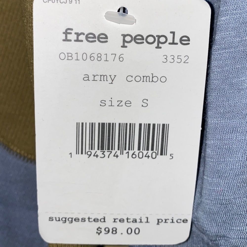 🆕Free People Feelin It Top size SM - Picture 9 of 9